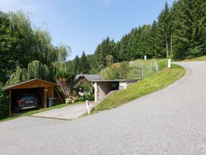 thumbnail: Exterior
