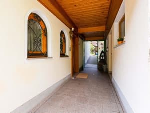 thumbnail: Exterior