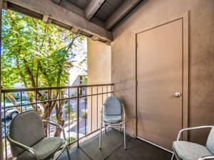 thumbnail: Balcony