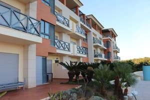 thumbnail: Exterior