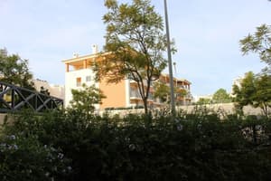 thumbnail: Exterior