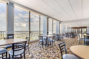 thumbnail: Breakfast area