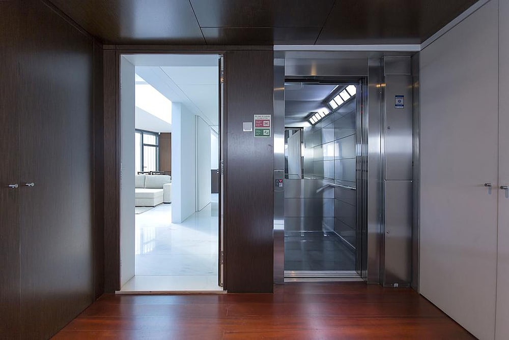 Elevator