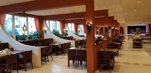 thumbnail: Restaurant