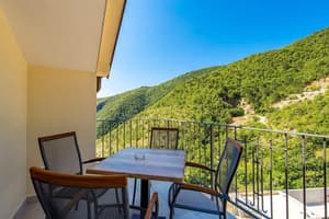 thumbnail: Balcony