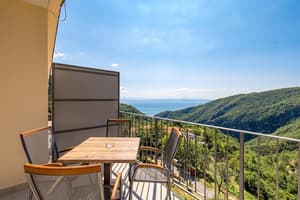 thumbnail: Balcony