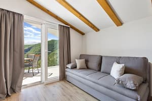 thumbnail: Living room