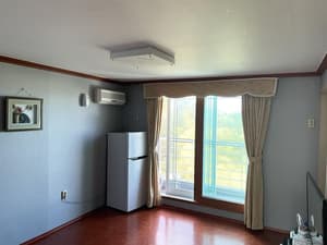 thumbnail: Rooms