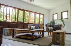 thumbnail: Reception hall