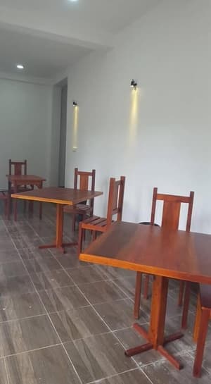 thumbnail: Restaurant