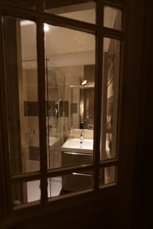 thumbnail: Bathroom shower