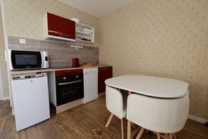 thumbnail: Private kitchenette