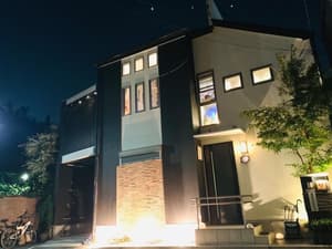 thumbnail: Exterior