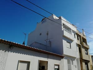 thumbnail: Exterior