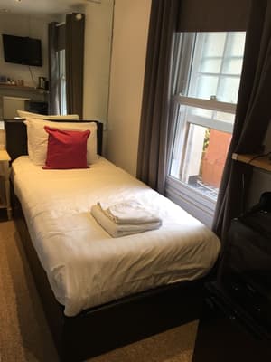 thumbnail: Room