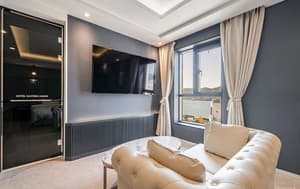 thumbnail: Room