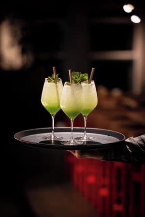 thumbnail: Bar (on property)