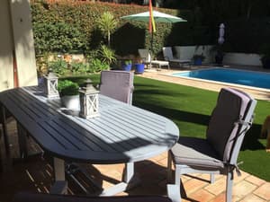 thumbnail: Outdoor dining