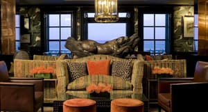thumbnail: Bar (on property)