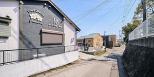 thumbnail: Exterior