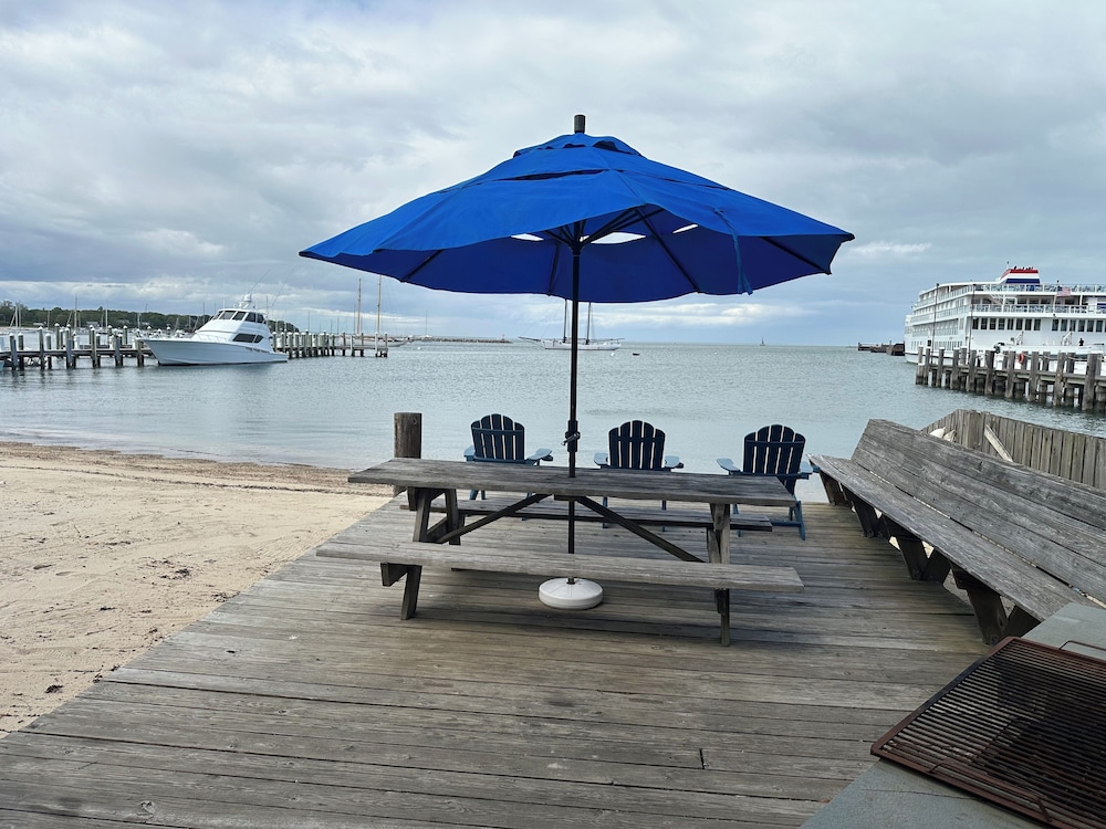 Sundeck