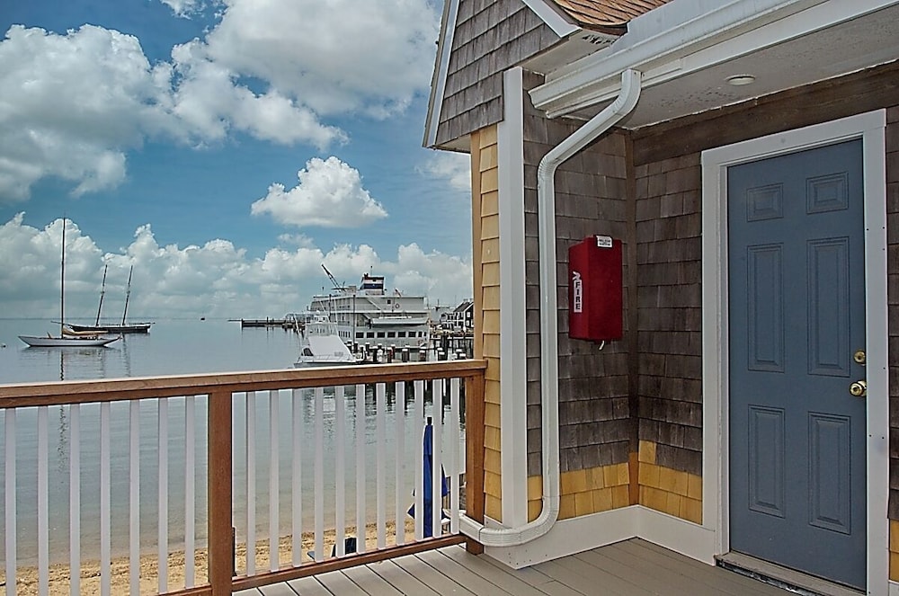Sundeck