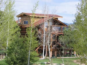 thumbnail: Exterior