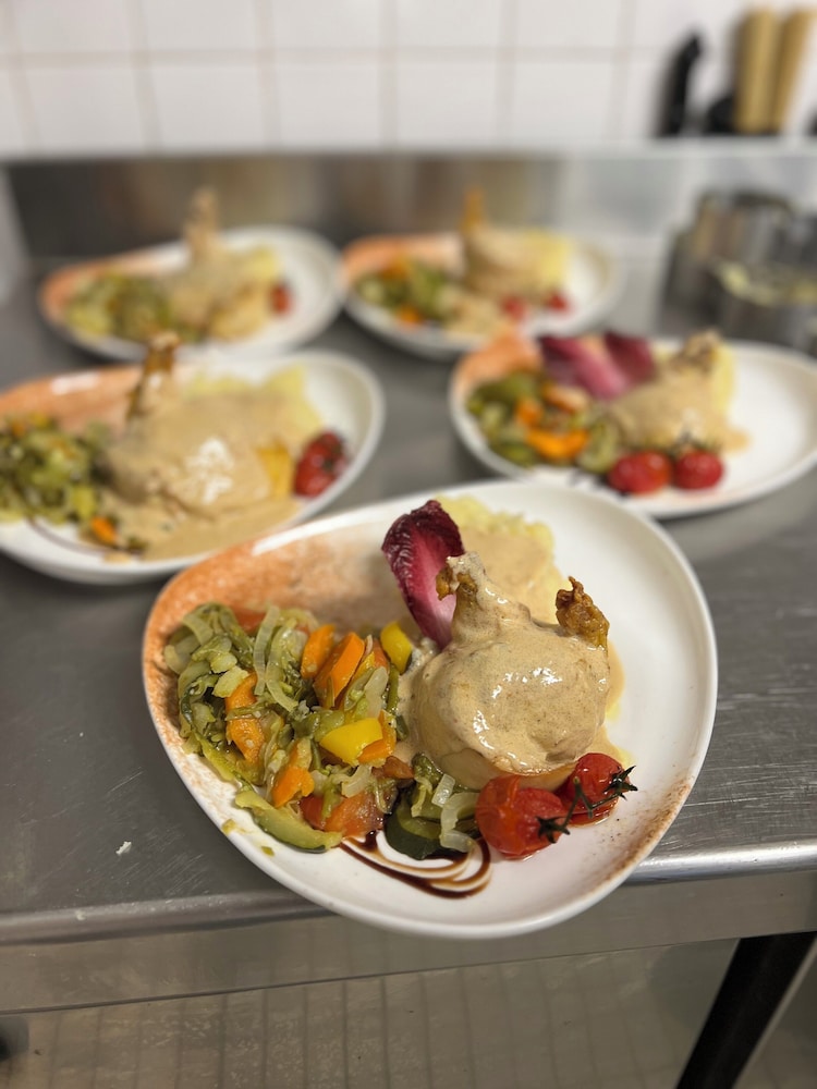 Restaurant-cafeteria