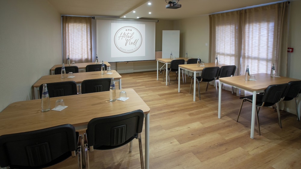 Meeting facility