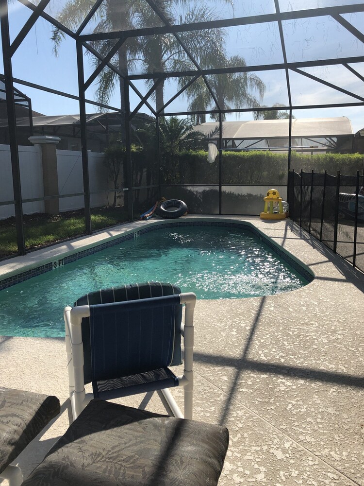 Private pool