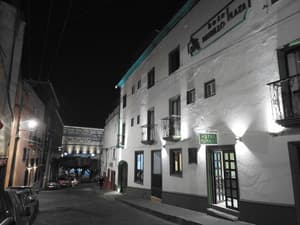 thumbnail: Bar (on property)