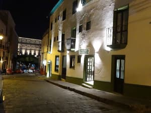 thumbnail: Restaurant