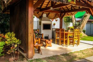 thumbnail: BBQ/picnic area