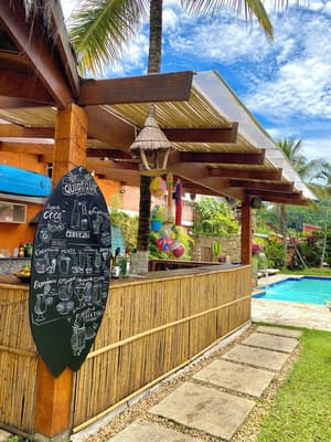 thumbnail: Poolside bar