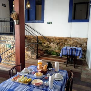 thumbnail: Outdoor dining