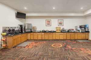 thumbnail: Breakfast area