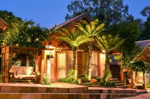 thumbnail: Exterior