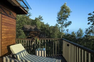 thumbnail: Balcony