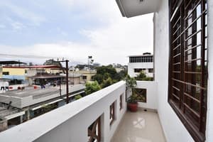 thumbnail: Balcony view