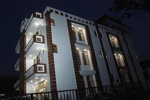 thumbnail: Exterior