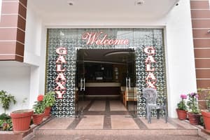 thumbnail: Property entrance