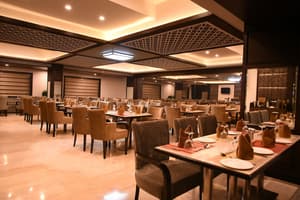 thumbnail: Restaurant