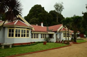 thumbnail: Front of property