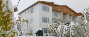 thumbnail: Front of property