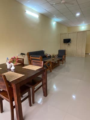 thumbnail: In-room dining
