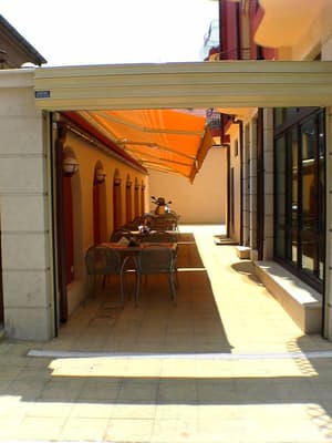 thumbnail: Interior detail