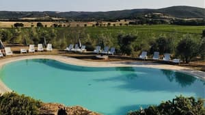thumbnail: Outdoor pool
