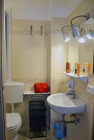 thumbnail: Bathroom