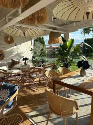 thumbnail: Interior