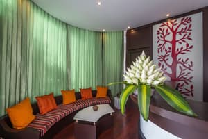 thumbnail: Lobby sitting area